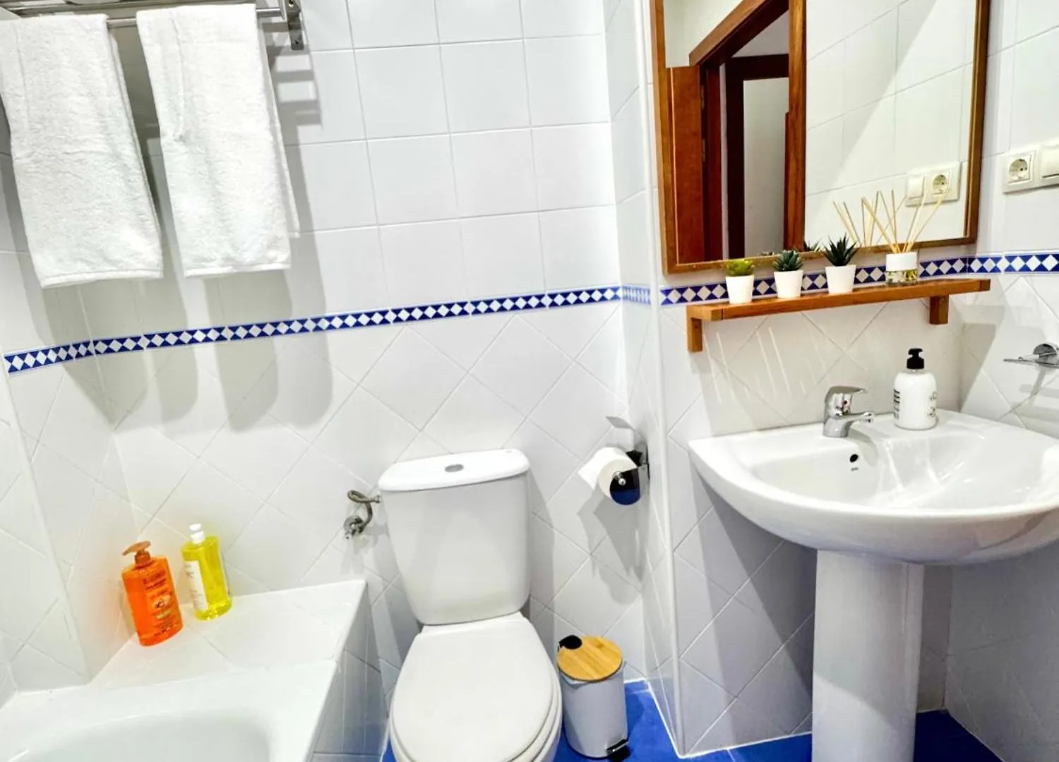 Apartamento Acogedor - Piscina - Parking Sevilla Spanyolország