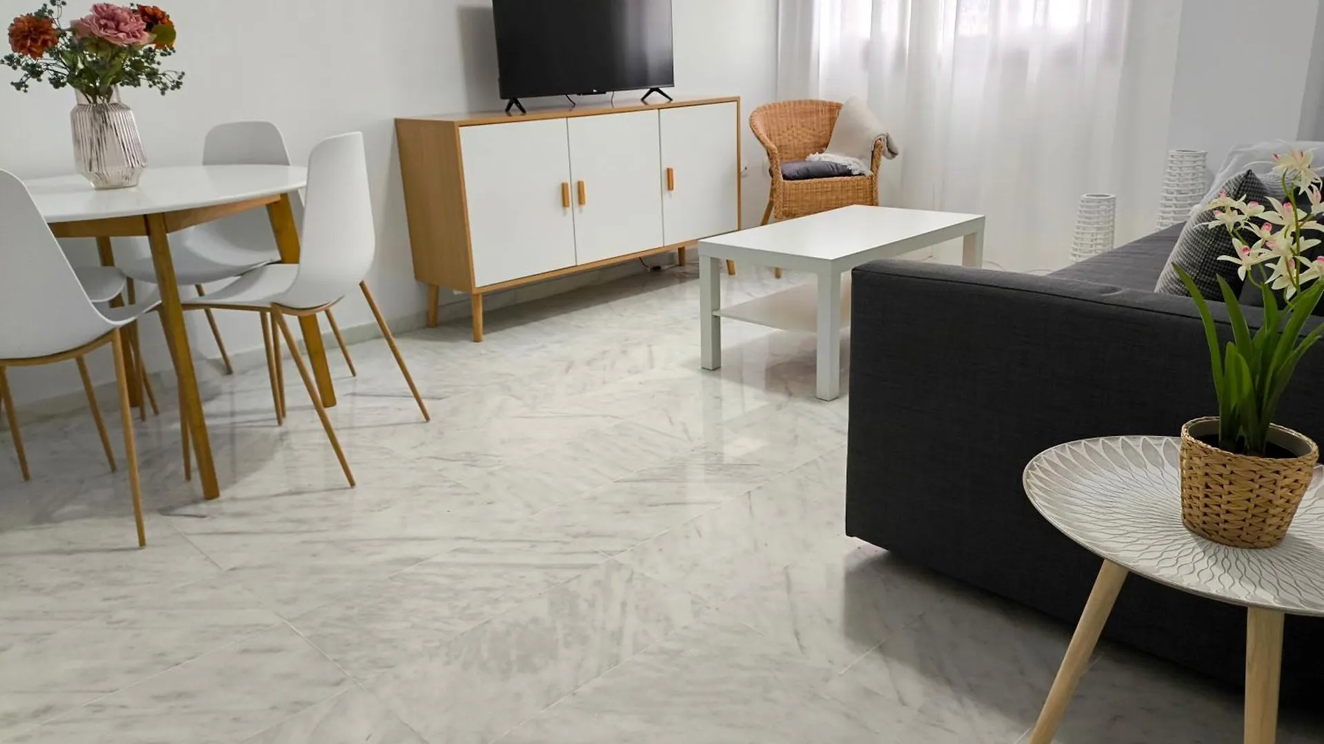 Apartamento Acogedor - Piscina - Parking Seville Aparthotel